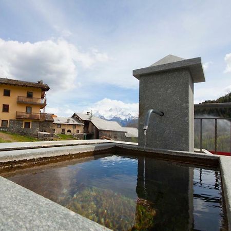 Mountain Cave Hotel Aosta Eksteriør billede